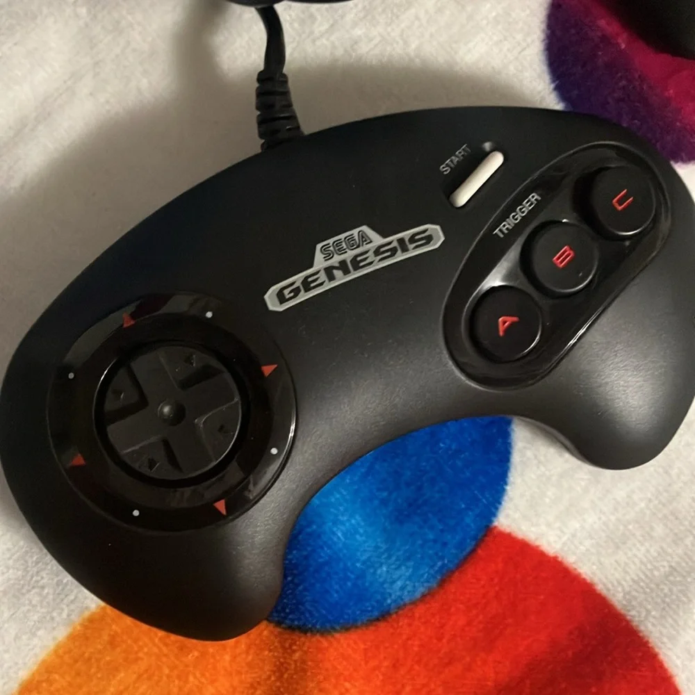 SEGA Genesis Mini Console 2 controllers with HDMI cable